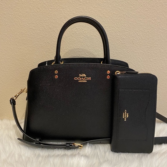 Coach purse and wallet set